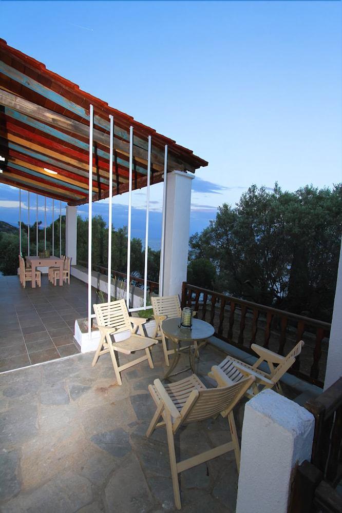 Our House 2 Luxury Suites Kavala Exterior photo